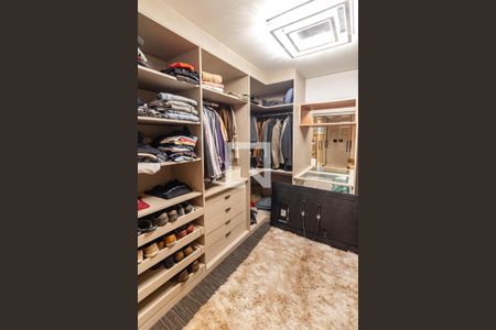 Apartamento à venda com 106m², 3 quartos e 2 vagasCloset da Suíte 01