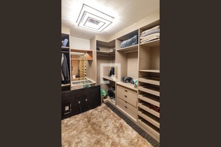 Apartamento à venda com 106m², 3 quartos e 2 vagasCloset da Suíte 01