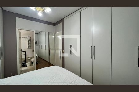 Apartamento à venda com 210m², 5 quartos e 2 vagasQuarto