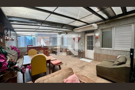 Apartamento à venda com 210m², 5 quartos e 2 vagasvaranda