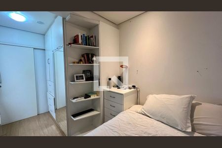 Apartamento à venda com 210m², 5 quartos e 2 vagasQuarto