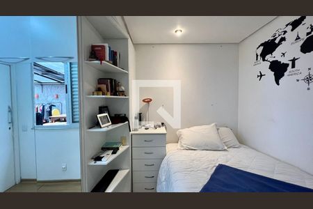 Apartamento à venda com 210m², 5 quartos e 2 vagasQuarto