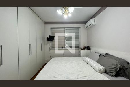 Apartamento à venda com 210m², 5 quartos e 2 vagasQuarto