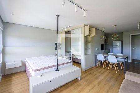 Sala/Quarto de apartamento para alugar com 1 quarto, 42m² em Partenon, Porto Alegre
