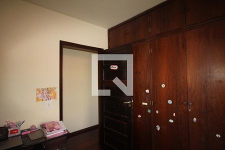 Casa à venda com 150m², 3 quartos e 2 vagasQuarto 2