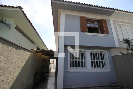 Casa à venda com 150m², 3 quartos e 2 vagasFachada