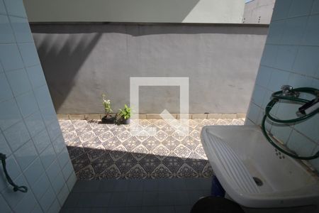 Casa à venda com 150m², 3 quartos e 2 vagasÁrea de Serviço
