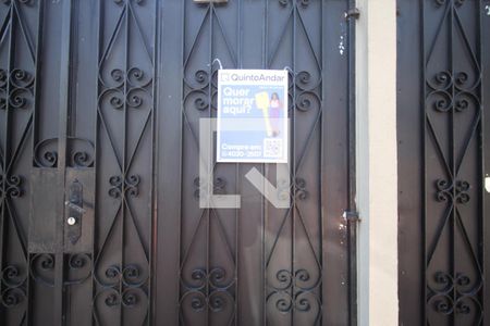 Casa à venda com 150m², 3 quartos e 2 vagasPlaca