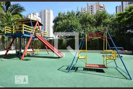 Apartamento à venda com 67m², 3 quartos e 1 vagaÁrea comum - Playground