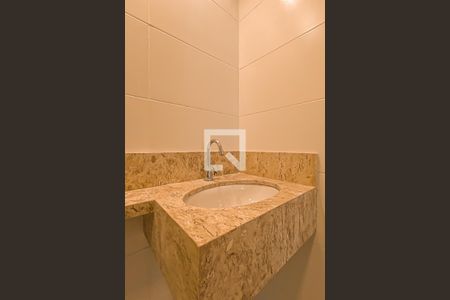 Apartamento para alugar com 64m², 2 quartos e 1 vaga Apartamento para alugar com 64m², 2 quartos e 1 vagaBanheiro da Suíte