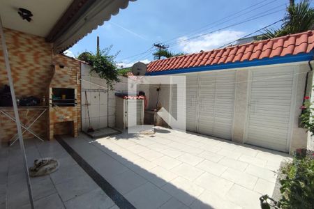 Casa à venda com 120m², 3 quartos e 1 vaga Casa à venda com 120m², 3 quartos e 1 vagaQuintal
