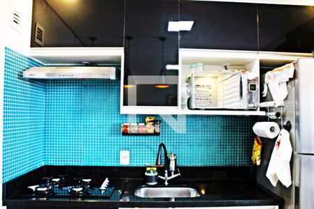 Sala/Cozinha de apartamento à venda com 1 quarto, 24m² em Vila Campanela, São Paulo