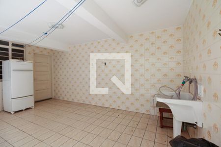 Casa à venda com 250m², 4 quartos e 2 vagasÁrea de Serviço 2