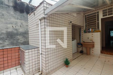 Casa à venda com 250m², 4 quartos e 2 vagasÁrea de Serviço 