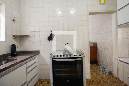 Casa à venda com 250m², 4 quartos e 2 vagasCozinha 