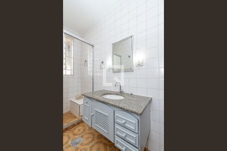 Banheiro de apartamento para alugar com 1 quarto, 59m² em Centro, Campinas