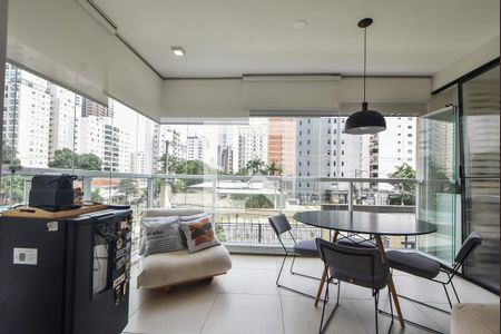 Varanda de apartamento para alugar com 1 quarto, 43m² em Santo Amaro, São Paulo