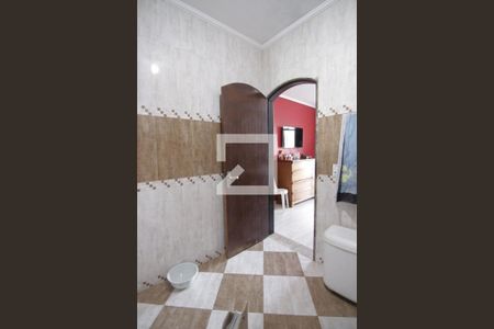 Casa à venda com 500m², 4 quartos e 7 vagasBanheiro da Suíte