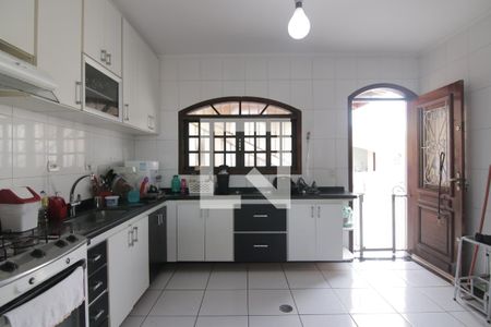 Casa à venda com 500m², 4 quartos e 7 vagasCozinha