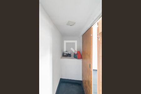 Closet de kitnet/studio para alugar com 1 quarto, 35m² em Vila Mazzei, Santo André