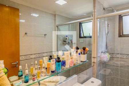 Apartamento à venda com 164m², 4 quartos e 4 vagasBanheiro da Suíte 2