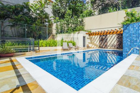 Apartamento à venda com 164m², 4 quartos e 4 vagasÁrea comum - Piscina