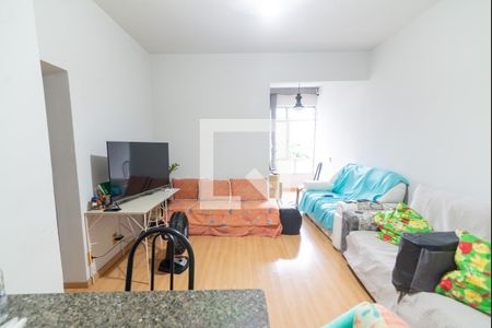 Apartamento à venda com 96m², 3 quartos e sem vagaSala