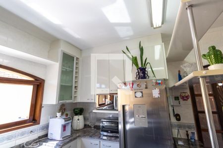 Casa à venda com 360m², 4 quartos e 4 vagasCozinha - Armários