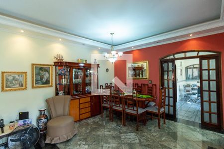 Sala 1 de casa à venda com 4 quartos, 360m² em Vila Nhocuné, São Paulo