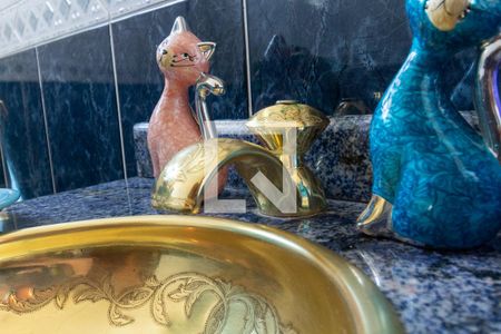 Casa à venda com 360m², 4 quartos e 4 vagasBanheiro - torneira