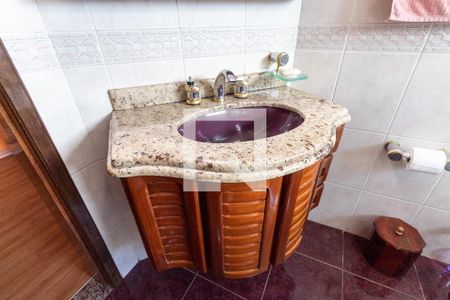 Casa à venda com 360m², 4 quartos e 4 vagasBanheiro 1