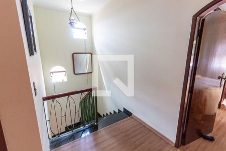 Casa à venda com 360m², 4 quartos e 4 vagasCorredor