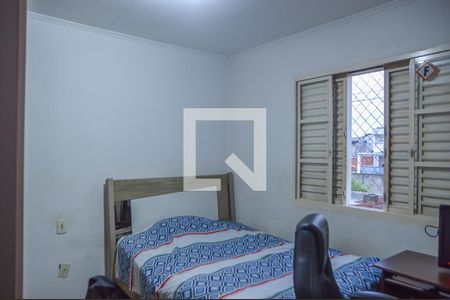 Casa à venda com 147m², 3 quartos e 2 vagasQuarto 2