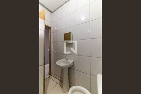 Banheiro de casa para alugar com 1 quarto, 40m² em Campo Limpo, São Paulo