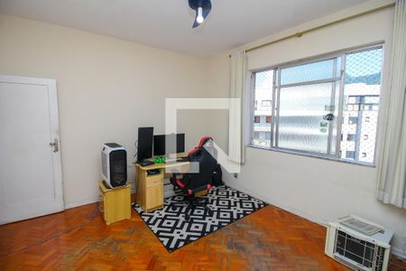 Apartamento à venda com 136m², 3 quartos e sem vagaQuarto