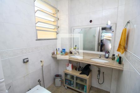 Apartamento à venda com 136m², 3 quartos e sem vagaBanheiro