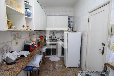 Apartamento à venda com 136m², 3 quartos e sem vagaCozinha