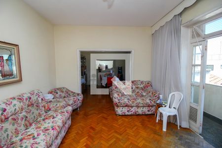 Apartamento à venda com 136m², 3 quartos e sem vagaSala