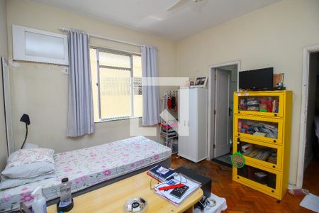 Apartamento à venda com 136m², 3 quartos e sem vagaQuarto