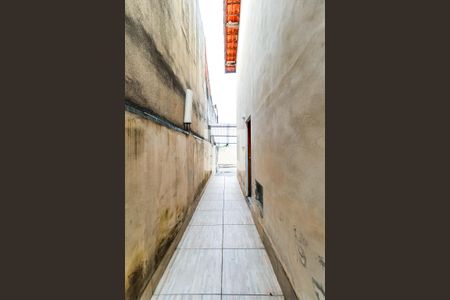 Casa à venda com 125m², 2 quartos e 2 vagasCorredor Lateral