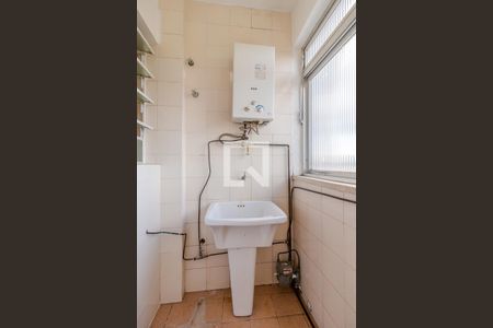 Apartamento para alugar com 115m², 3 quartos e 1 vagaÁrea de Serviço