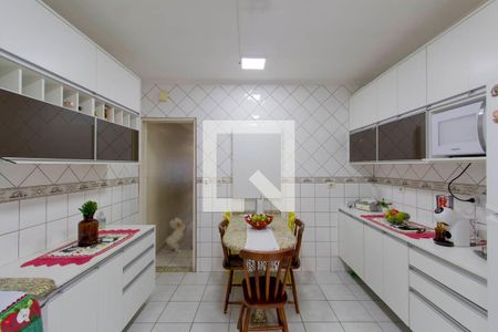 Casa para alugar com 90m², 2 quartos e 3 vagas Casa para alugar com 90m², 2 quartos e 3 vagasCozinha