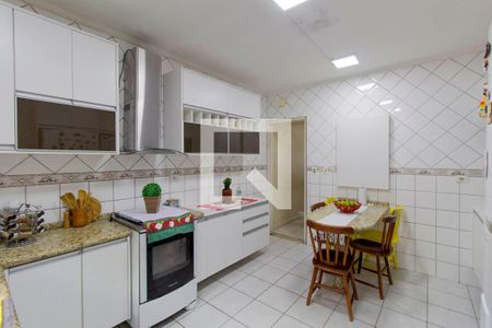 Casa para alugar com 90m², 2 quartos e 3 vagas Casa para alugar com 90m², 2 quartos e 3 vagasCozinha