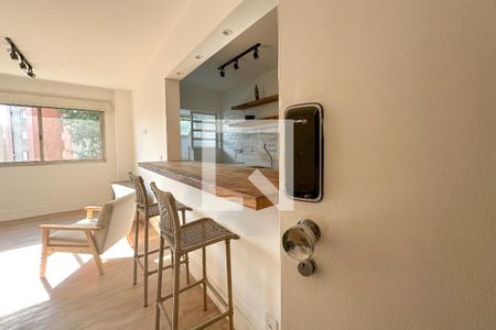Fechadura Eletrônica  de apartamento para alugar com 1 quarto, 60m² em Perdizes, São Paulo
