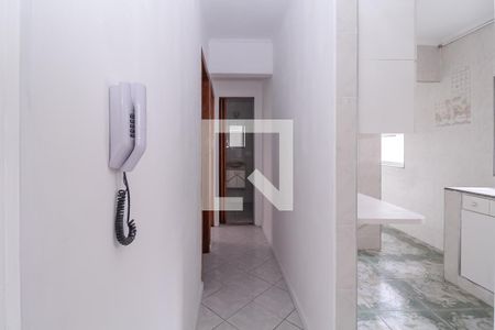 Corredor de apartamento para alugar com 2 quartos, 44m² em Jardim Angela (zona Leste), São Paulo