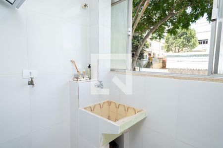 Apartamento para alugar com 75m², 2 quartos e 1 vagaÁrea de Serviço