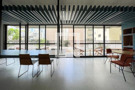 Studio para alugar com 27m², 1 quarto e sem vagaCoworking