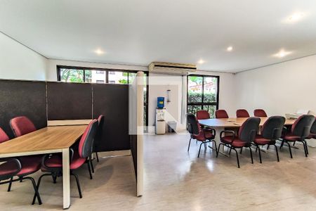 Apartamento à venda com 198m², 3 quartos e 3 vagasÁrea Comum - Coworking