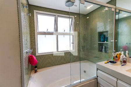 Apartamento à venda com 198m², 3 quartos e 3 vagasBanheiro Suíte 1