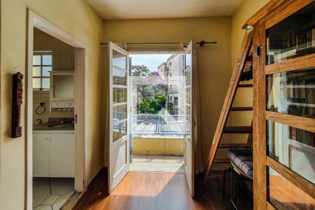 Casa à venda com 310m², 3 quartos e 3 vagasQuarto 1 Suite